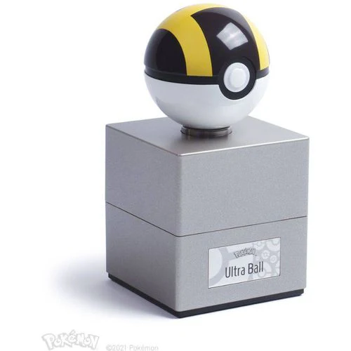 Pokémon - Ultra Ball Prop Replica - Image 4